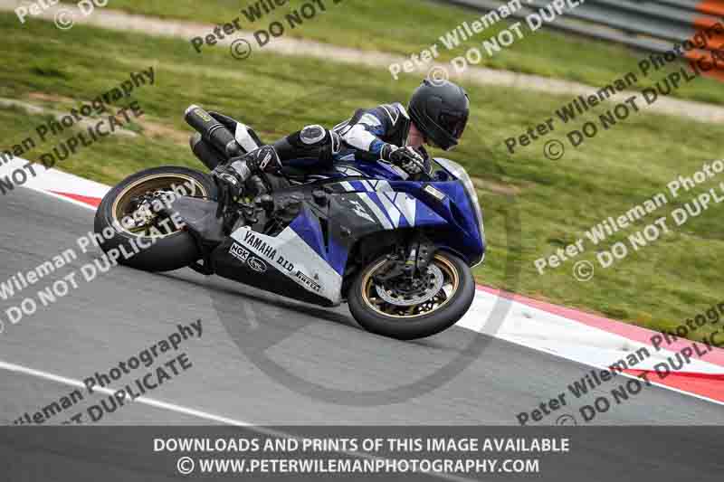 cadwell no limits trackday;cadwell park;cadwell park photographs;cadwell trackday photographs;enduro digital images;event digital images;eventdigitalimages;navarra;no limits trackdays;peter wileman photography;racing digital images;trackday digital images;trackday photos